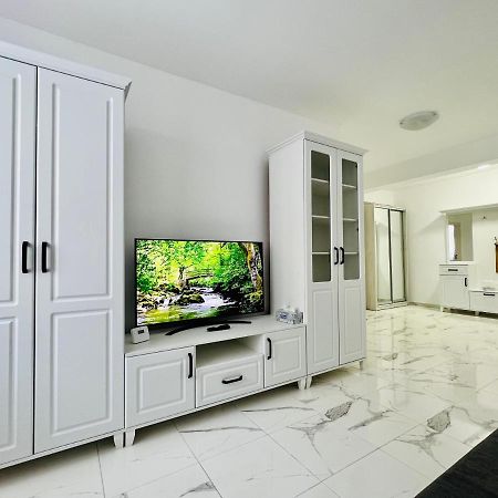 Altheda Living White House 29F-2 Daire Suceava Dış mekan fotoğraf