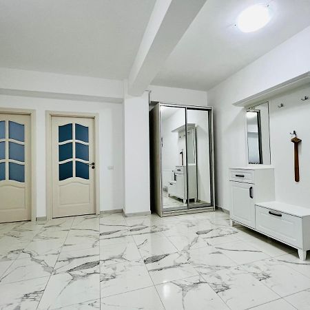 Altheda Living White House 29F-2 Daire Suceava Dış mekan fotoğraf