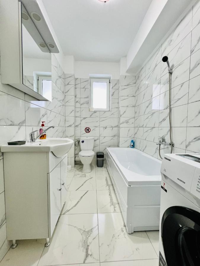 Altheda Living White House 29F-2 Daire Suceava Dış mekan fotoğraf