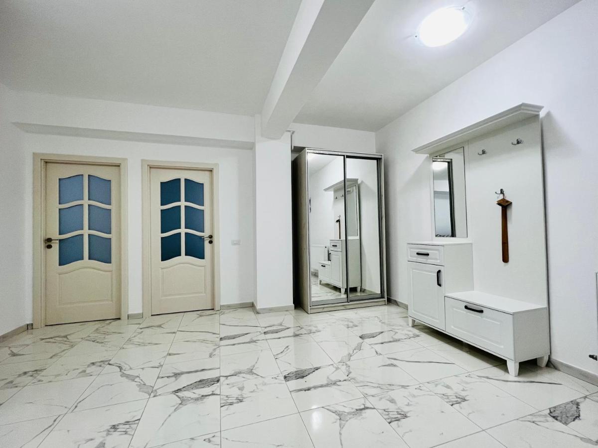 Altheda Living White House 29F-2 Daire Suceava Dış mekan fotoğraf