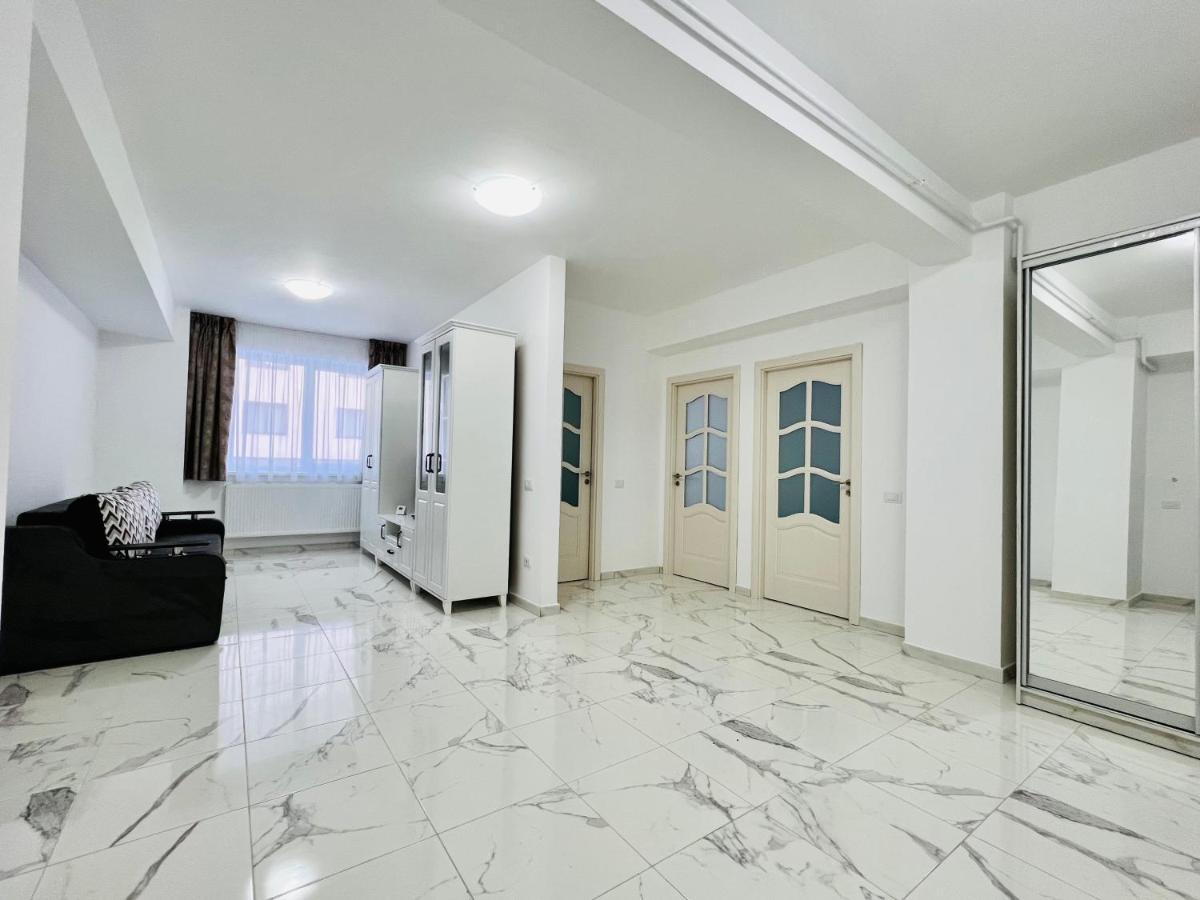 Altheda Living White House 29F-2 Daire Suceava Dış mekan fotoğraf
